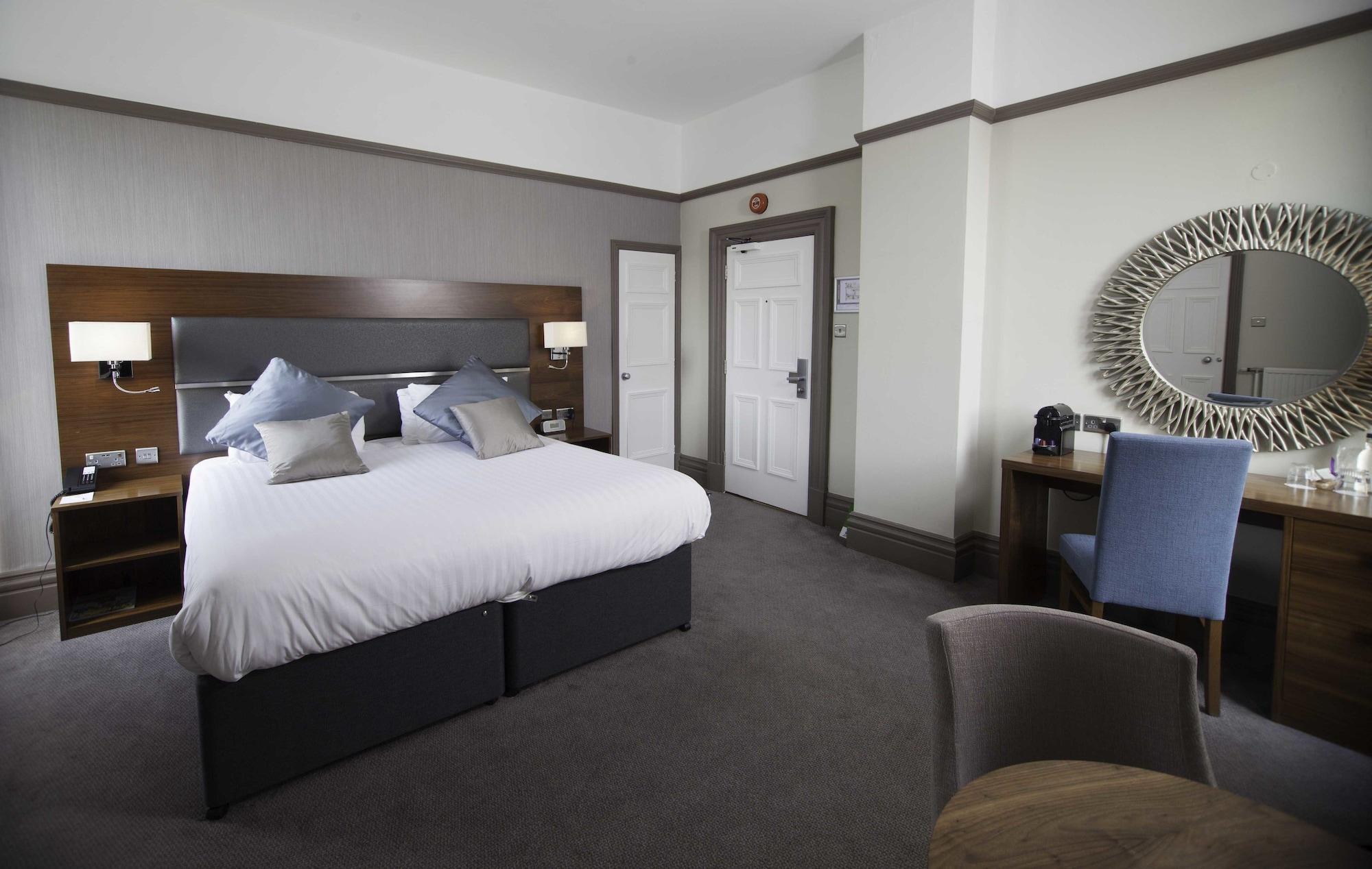 Hotel Western Chilworth Manor